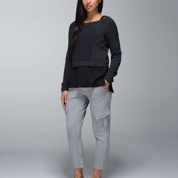 Lululemon Be Present Pullover Top Sweater Heathered Black 4 - Picture 1 of 8